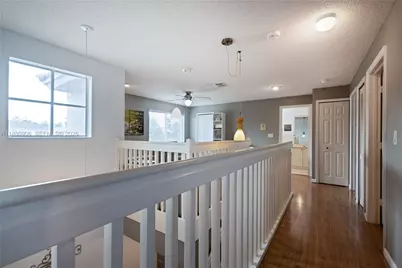 13704 S Garden Cove Cir, Davie, FL 33325 - Photo 20