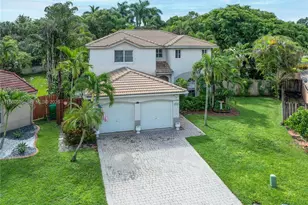 13704 S Garden Cove Cir, Davie, FL 33325 - Photo 34