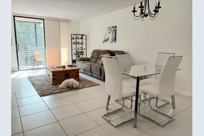 901 Colony Point Cir #304, Pembroke Pines, FL 33026 - Photo 16