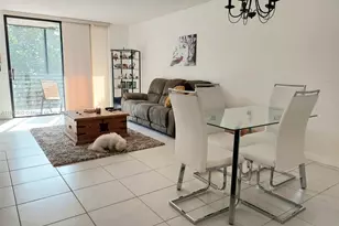 901 Colony Point Cir, Pembroke Pines, FL 33026 - Photo 16