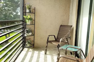 901 Colony Point Cir, Pembroke Pines, FL 33026 - Photo 20