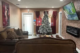 7130 NW 21st Ct, Miami, FL 33147 - Photo 14