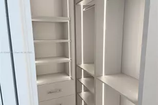 700 NE 24th St, Miami, FL 33137 - Photo 16