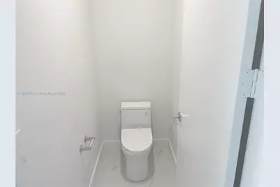 700 NE 24th St #4604, Miami, FL 33137 - Photo 14