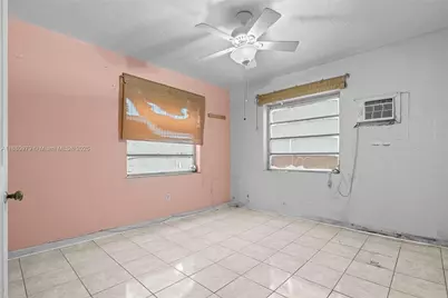 1345 SW 7th St, Miami, FL 33135 - Photo 16
