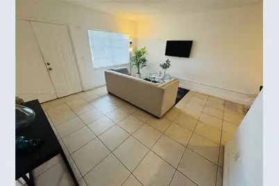 1403 NW 103rd St #304, Miami, FL 33147 - Photo 8