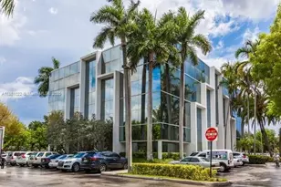 16855 NE 2nd Ave, North Miami Beach, FL 33162 - Photo 1