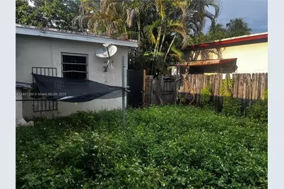 1132 NW 118th St, Miami, FL 33168 - Photo 16