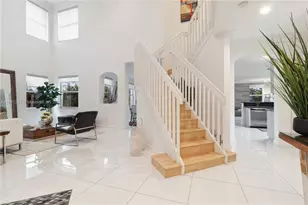 11257 NW 78th St, Doral, FL 33178 - Photo 2