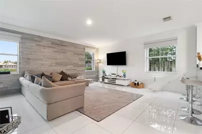 11257 NW 78th St, Doral, FL 33178 - Photo 10