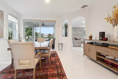 11257 NW 78th St, Doral, FL 33178 - Photo 8