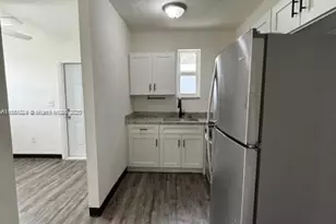 1181 NW 8th Street Rd, Miami, FL 33136 - Photo 6