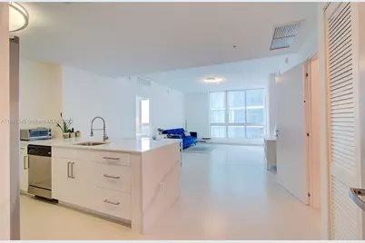 300 S Biscayne Blvd #T-2104, Miami, FL 33131 - Photo 1