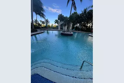 19501 S W Country Club Dr #1706, Aventura, FL 33180 - Photo 14