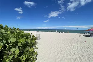 7326 Collins Ave, Miami Beach, FL 33141 - Photo 22