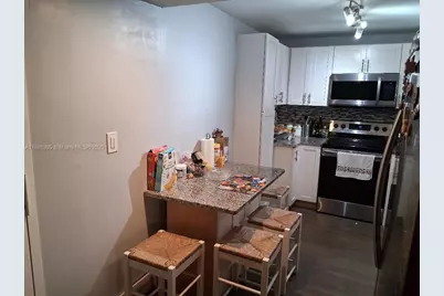 1400 St Charles Pl #201, Pembroke Pines, FL 33026 - Photo 8