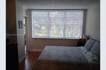 1400 St Charles Pl #201, Pembroke Pines, FL 33026 - Photo 16