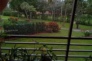 1400 St Charles Pl, Pembroke Pines, FL 33026 - Photo 22