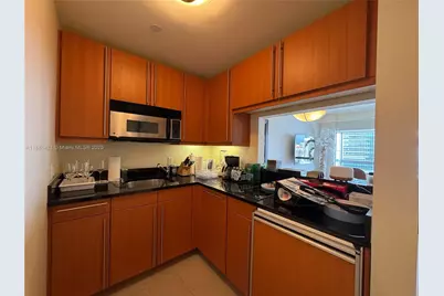 1435 Brickell Ave #3309, Miami, FL 33130 - Photo 6