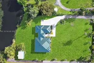 2400 SW 112th Ave, Davie, FL 33325 - Photo 52