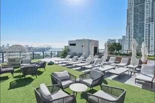 398 NE 5th St, Miami, FL 33132 - Photo 30