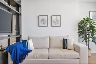 398 NE 5th St, Miami, FL 33132 - Photo 4