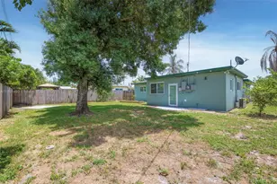 2765 SW 47th St, Dania Beach, FL 33312 - Photo 4