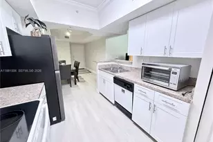 11700 SW 1st St, Pembroke Pines, FL 33025 - Photo 10