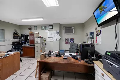 11070 NW 17th Ave, Miami, FL 33167 - Photo 6