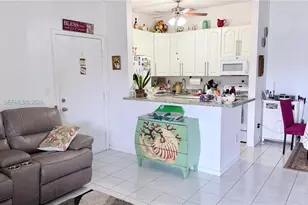 9794 N Belfort Cir, Tamarac, FL 33321 - Photo 16