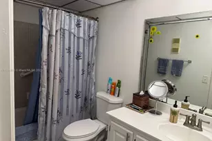 9794 N Belfort Cir, Tamarac, FL 33321 - Photo 18