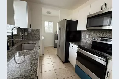 2155 NW 64th St, Miami, FL 33147 - Photo 6