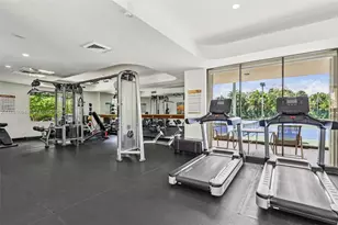 20191 E Country Club Dr, Aventura, FL 33180 - Photo 24