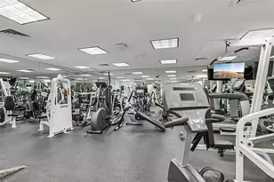 20191 E Country Club Dr, Aventura, FL 33180 - Photo 40