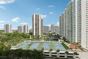 20191 E Country Club Dr, Aventura, FL 33180 - Photo 20