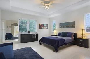 704 NW 129th Ct, Miami, FL 33182 - Photo 30