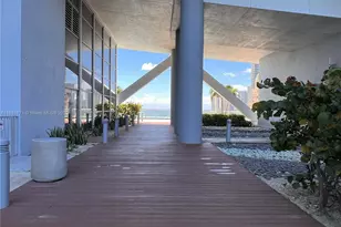 888 Biscayne Blvd, Miami, FL 33132 - Photo 32