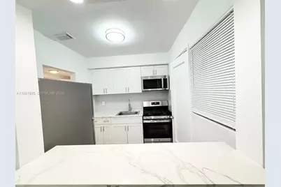 7435 Byron Ave #2, Miami Beach, FL 33141 - Photo 2