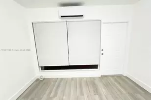 7435 Byron Ave, Miami Beach, FL 33141 - Photo 14