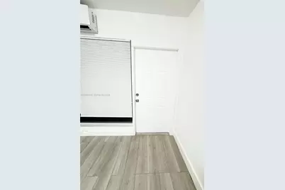 7435 Byron Ave #2, Miami Beach, FL 33141 - Photo 6