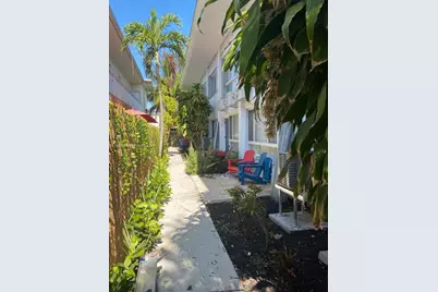 7435 Byron Ave #2, Miami Beach, FL 33141 - Photo 16