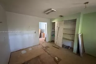 8920 SW 157th St, Palmetto Bay, FL 33157 - Photo 14