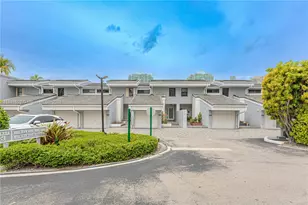 231 Poinciana Dr, Sunny Isles Beach, FL 33160 - Photo 4