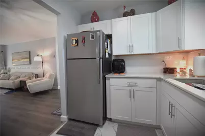 2572 Emory Dr #F, West Palm Beach, FL 33415 - Photo 12