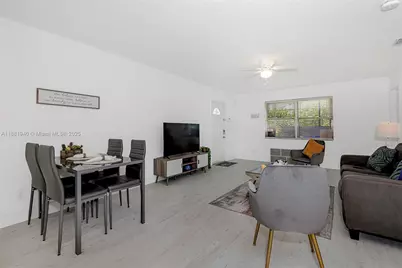 201 Columbus Pkwy #B, Hollywood, FL 33021 - Photo 6