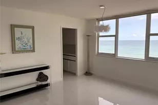 3180 S Ocean Dr, Hallandale Beach, FL 33009 - Photo 20