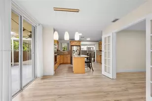 11862 NW 13th St, Pembroke Pines, FL 33026 - Photo 16