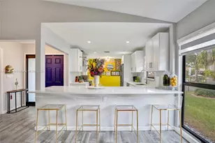 6188 Pine Tree Ln, Tamarac, FL 33319 - Photo 8