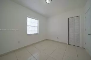 1471 NW 93rd St, Miami, FL 33147 - Photo 12