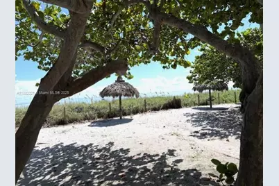 1121 Crandon Blvd #D702, Key Biscayne, FL 33149 - Photo 48